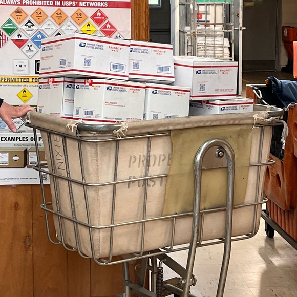 Golden Healing Apothecary•Herbalist & Aromatherapy•Healing From Within🫶🏼✨🌱💧 - Picture 6 of 17